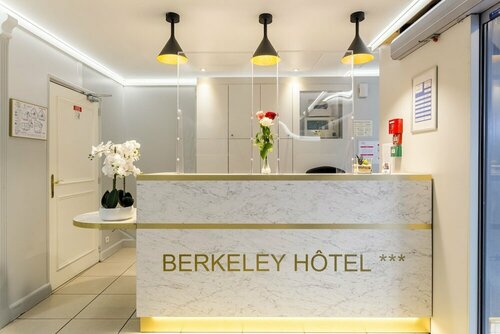 Гостиница Berkeley Hotel в Париже