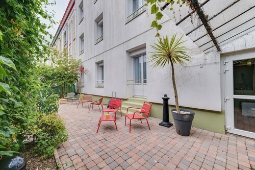 Гостиница Brit Hotel Cléria Lorient centre в Лорьяне