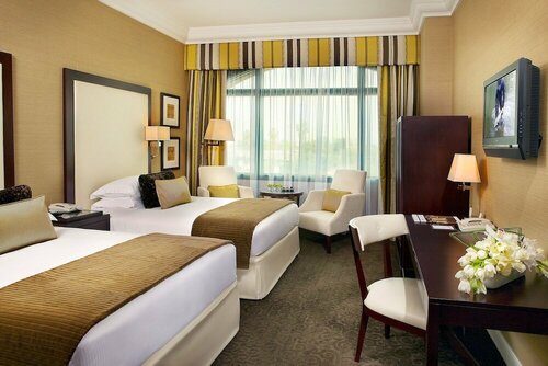 Гостиница Mövenpick Grand Al Bustan Dubai в Шардже