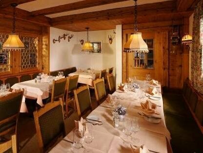 Гостиница Hotel Alphorn Gstaad GmbH в Гштаде