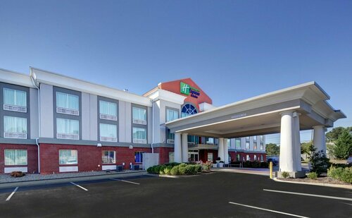 Гостиница Holiday Inn Express Hotel & Suites Emporia, an Ihg Hotel в Эмпории