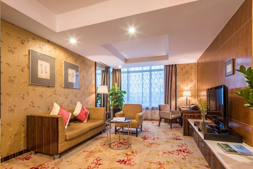 Фото Asia International Hotel Guangzhou