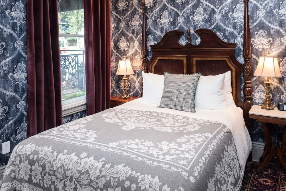Фото Monte Cristo Bed and Breakfast