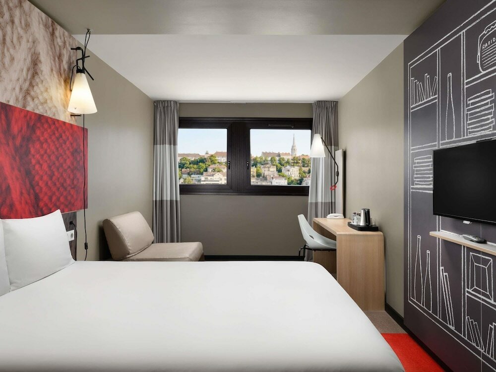 Фото Ibis Budapest Castle Hill