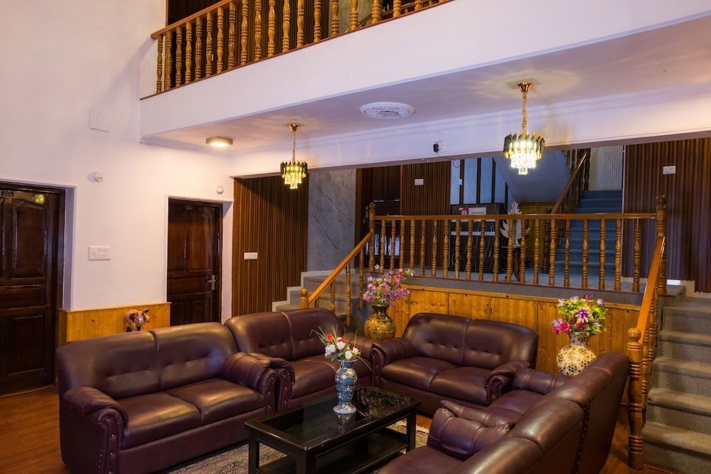 Фото Hotel Abshar