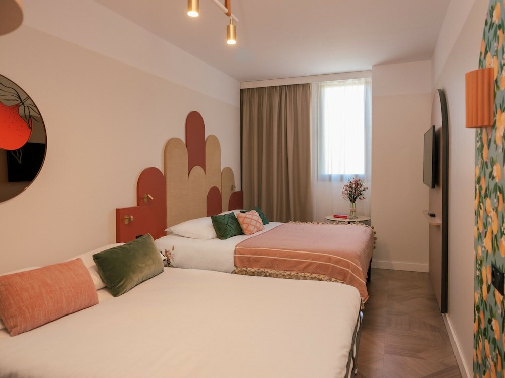 Фото ibis Styles Sevilla City Santa Justa