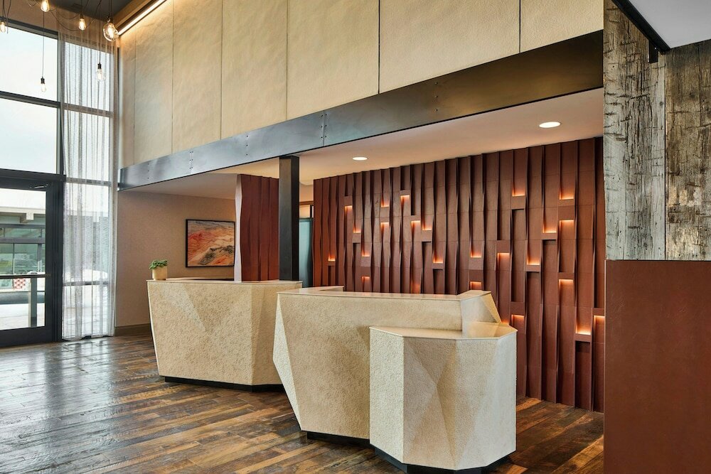 Фото Park City Peaks Hotel