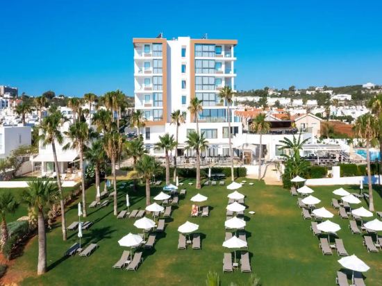 Фото Leonardo Crystal CoveHotel & Spa by the Sea