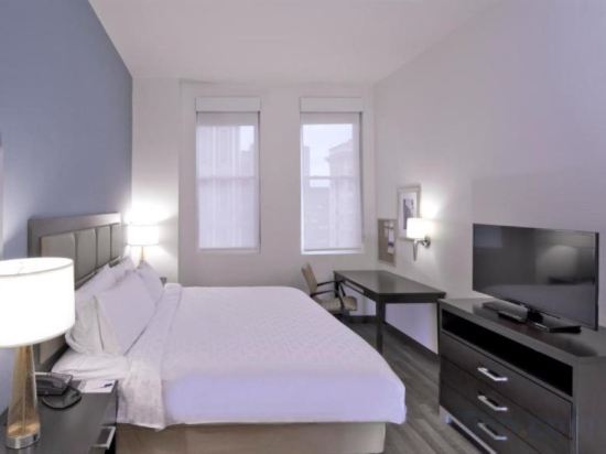 Фото Candlewood Suites Baltimore - Inner Harbor, an Ihg Hotel