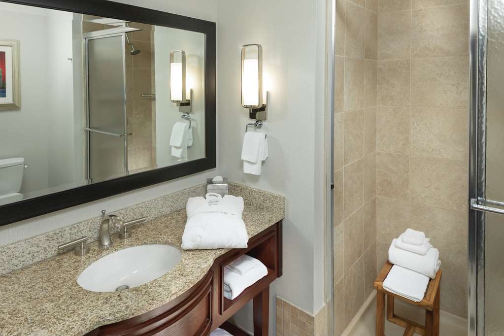 Фото DoubleTree by Hilton Asheville Biltmore