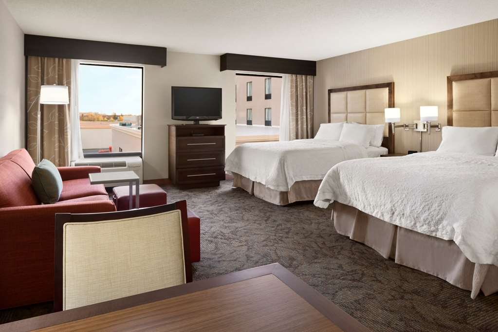 Фото Hampton Inn & Suites Detroit/Sterling Heights