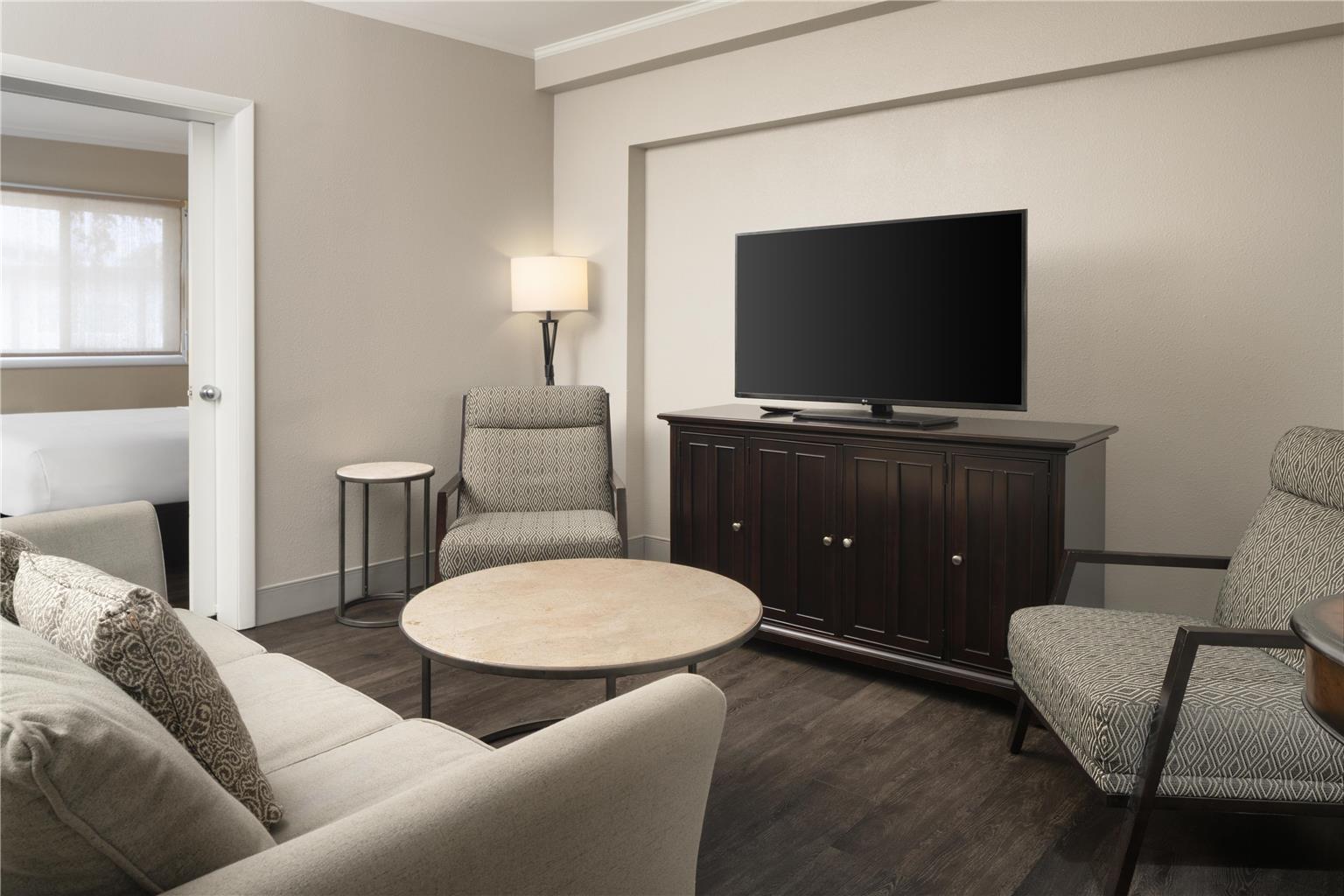 Фото Radisson Hotel Providence Airport