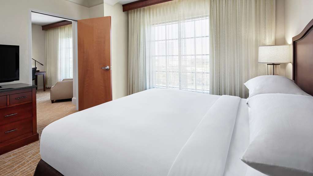 Фото DoubleTree by Hilton Hotel Sunrise - Sawgrass Mills