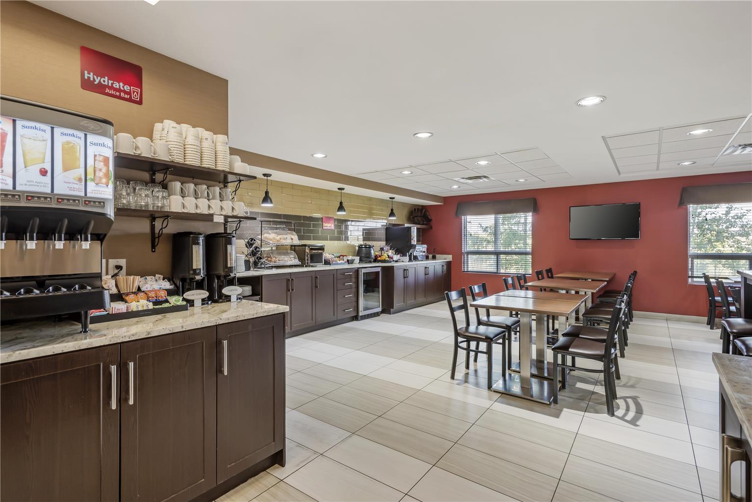 Фото Best Western Plus Red Deer Inn & Suites