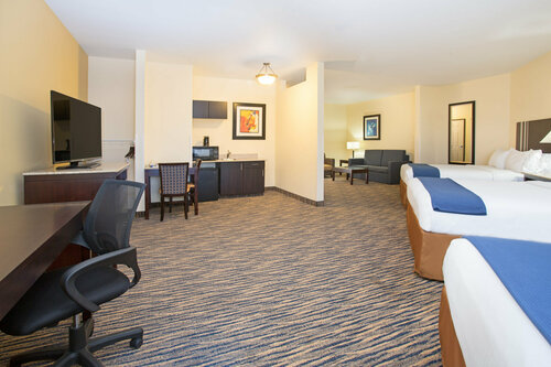 Гостиница Holiday Inn Express Hotel & Suites Denver North - Thornton, an Ihg Hotel в Торнтоне