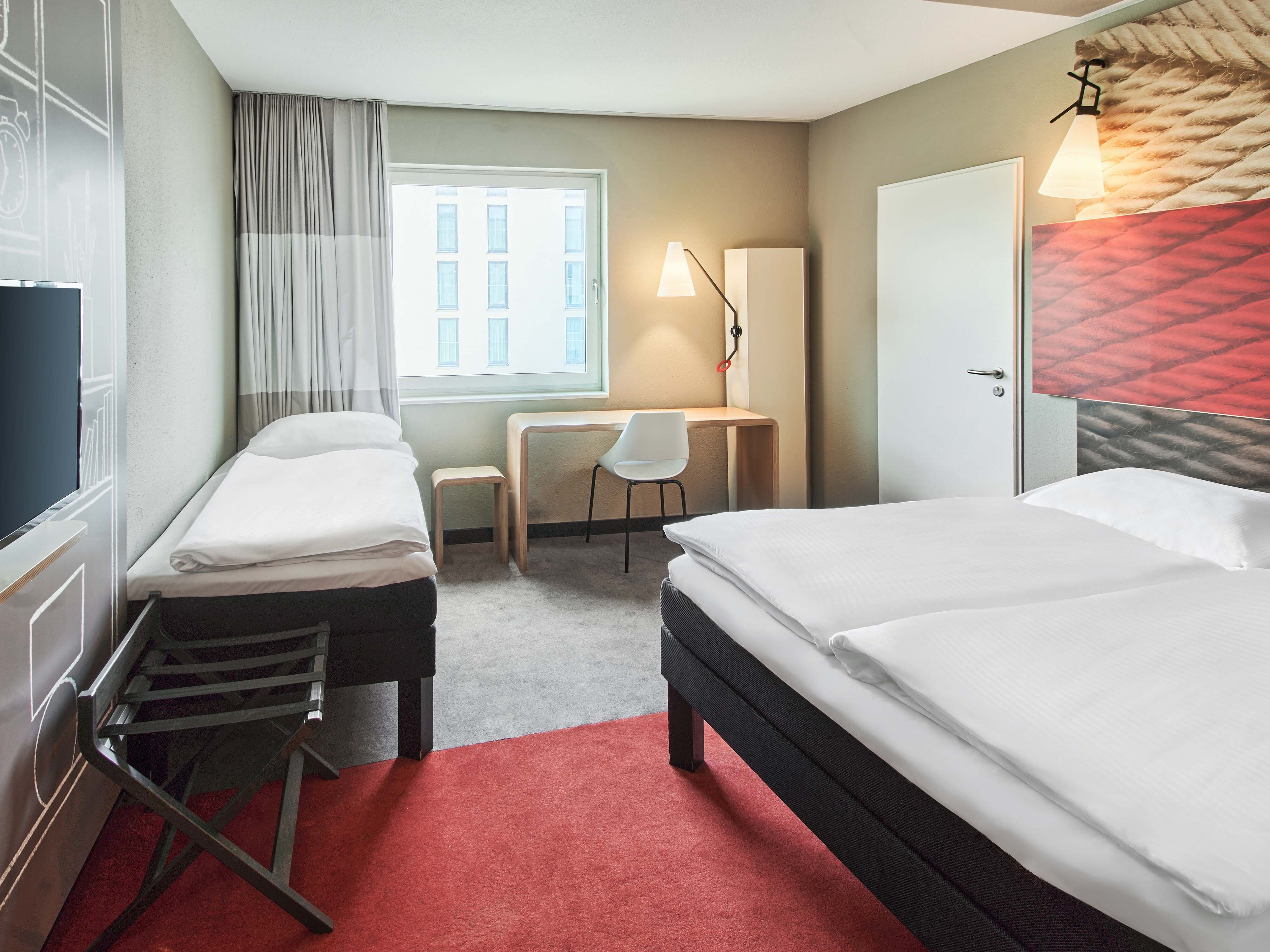 Фото B&b Hotel Frankfurt-Messe