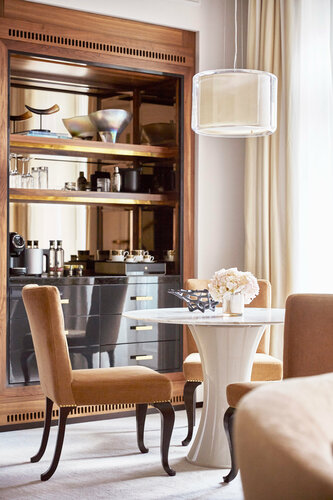 Гостиница Four Seasons Hotel Madrid в Мадриде