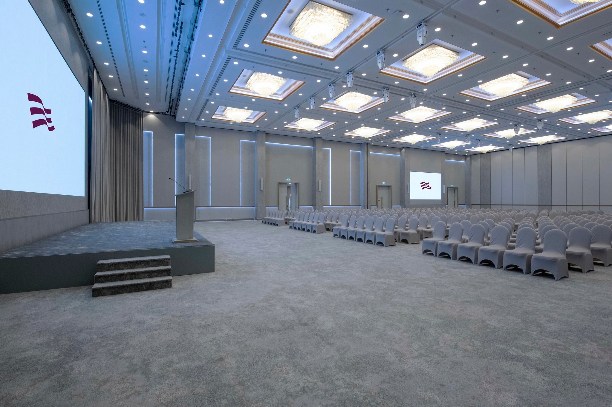 Фото Crowne Plaza Bahrain