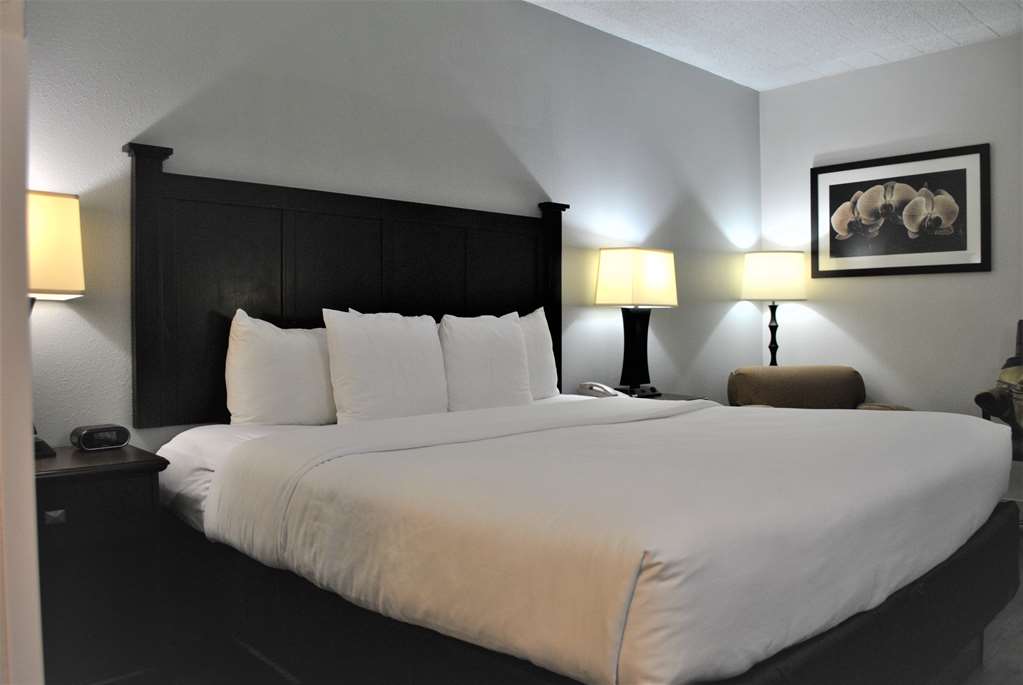 Фото Best Western Paramus Hotel & Suites