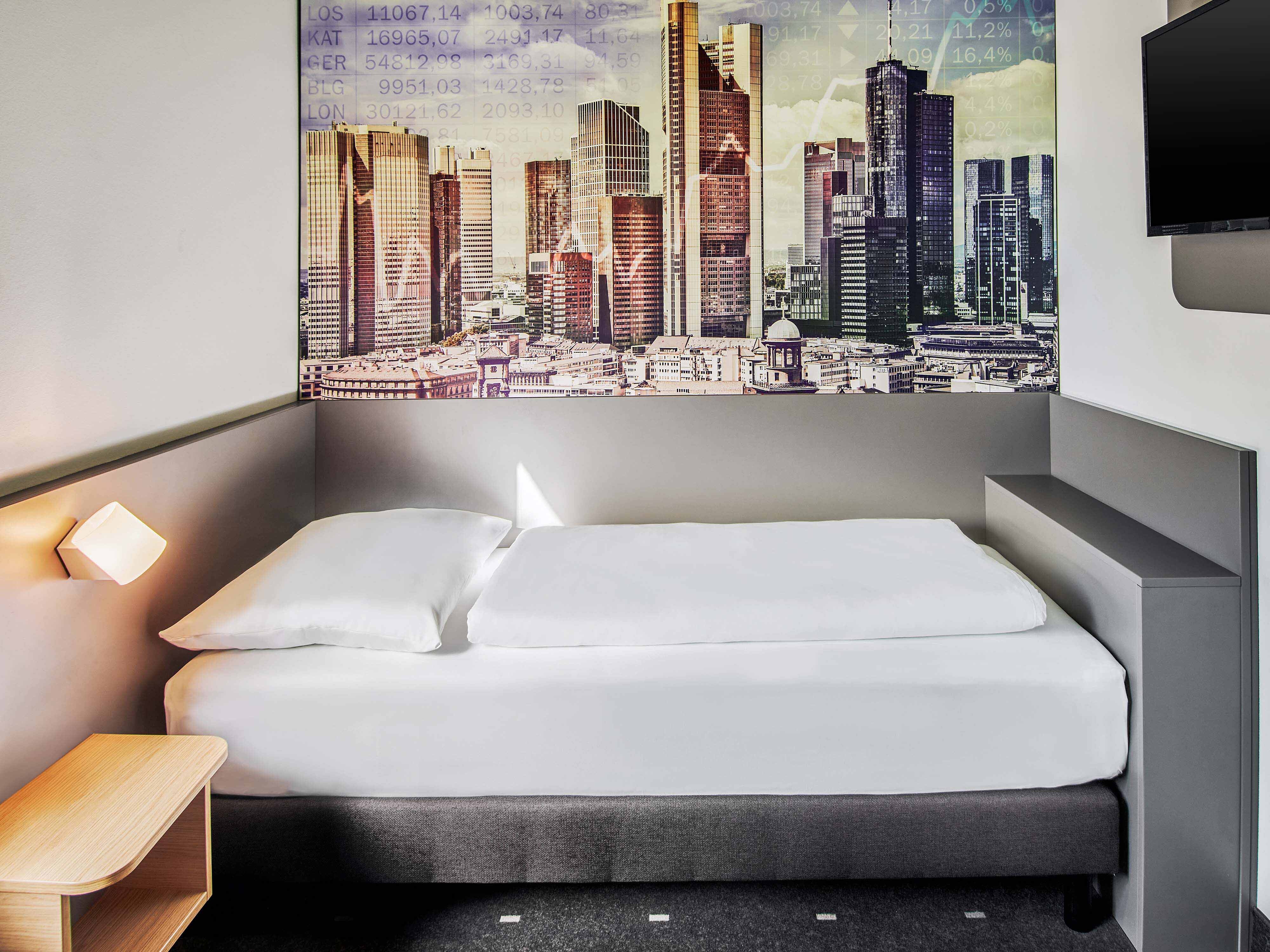 Фото B&b Hotel Frankfurt West