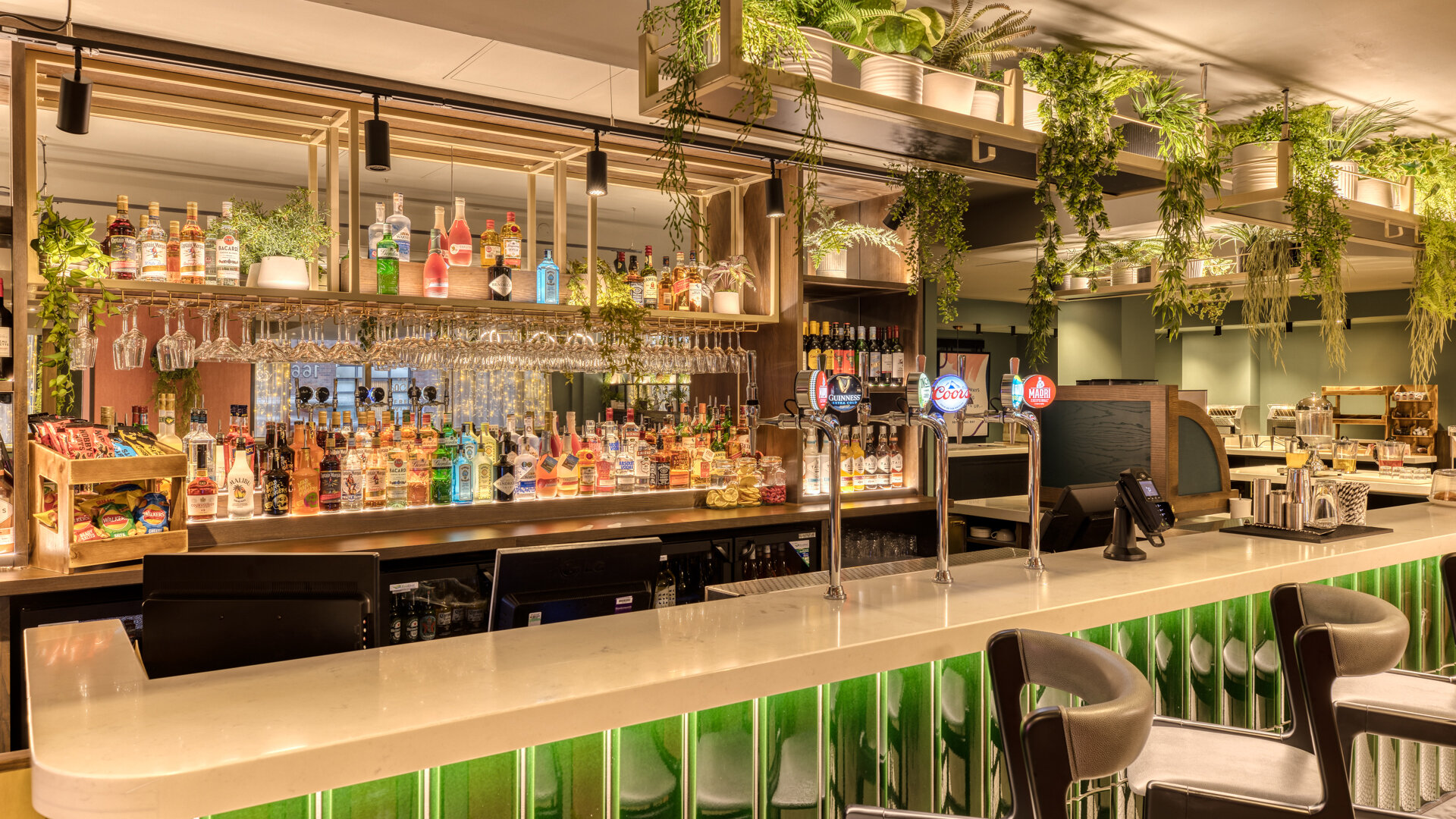 Фото Premier Inn London Tower Bridge