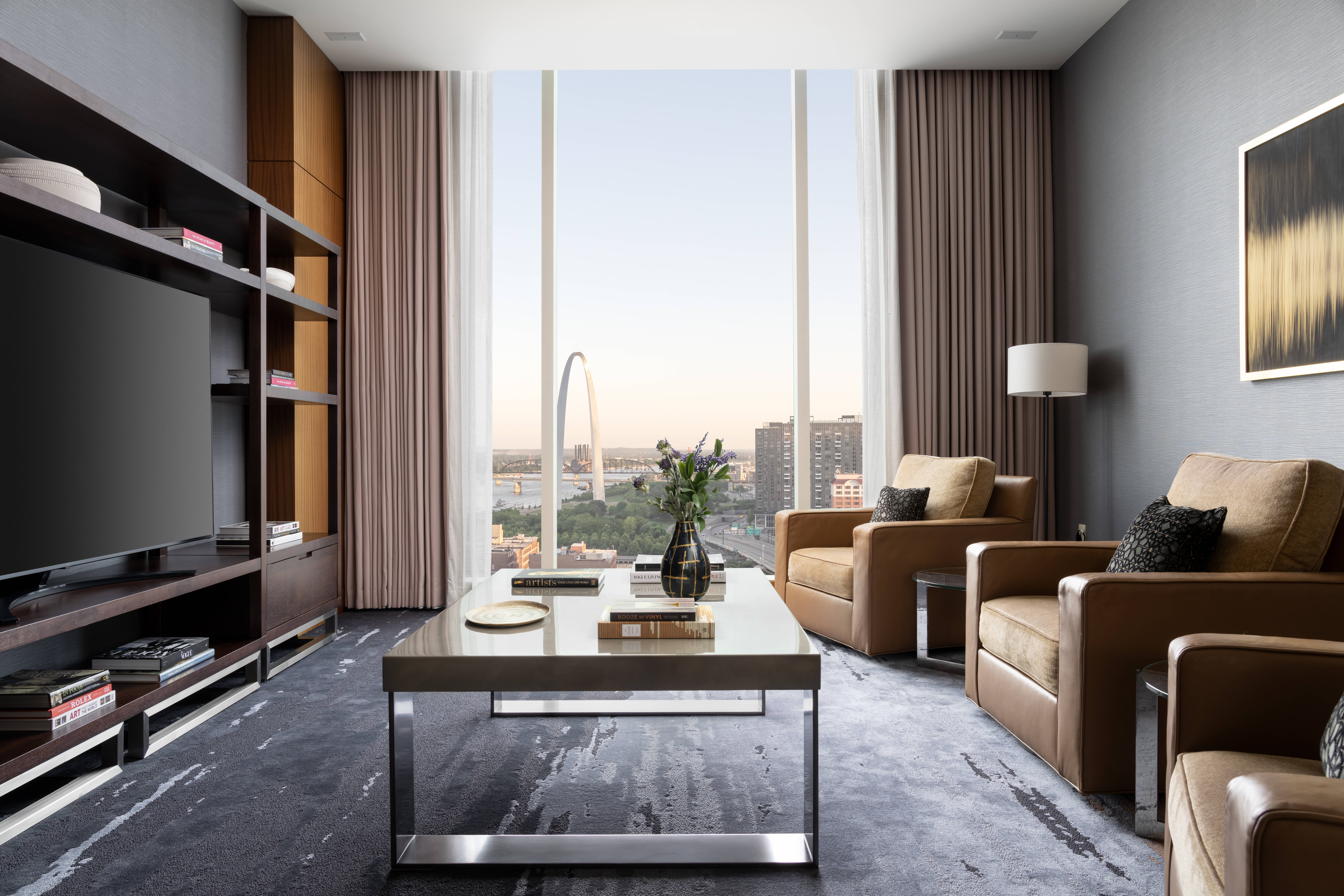 Фото Four Seasons Hotel St Louis