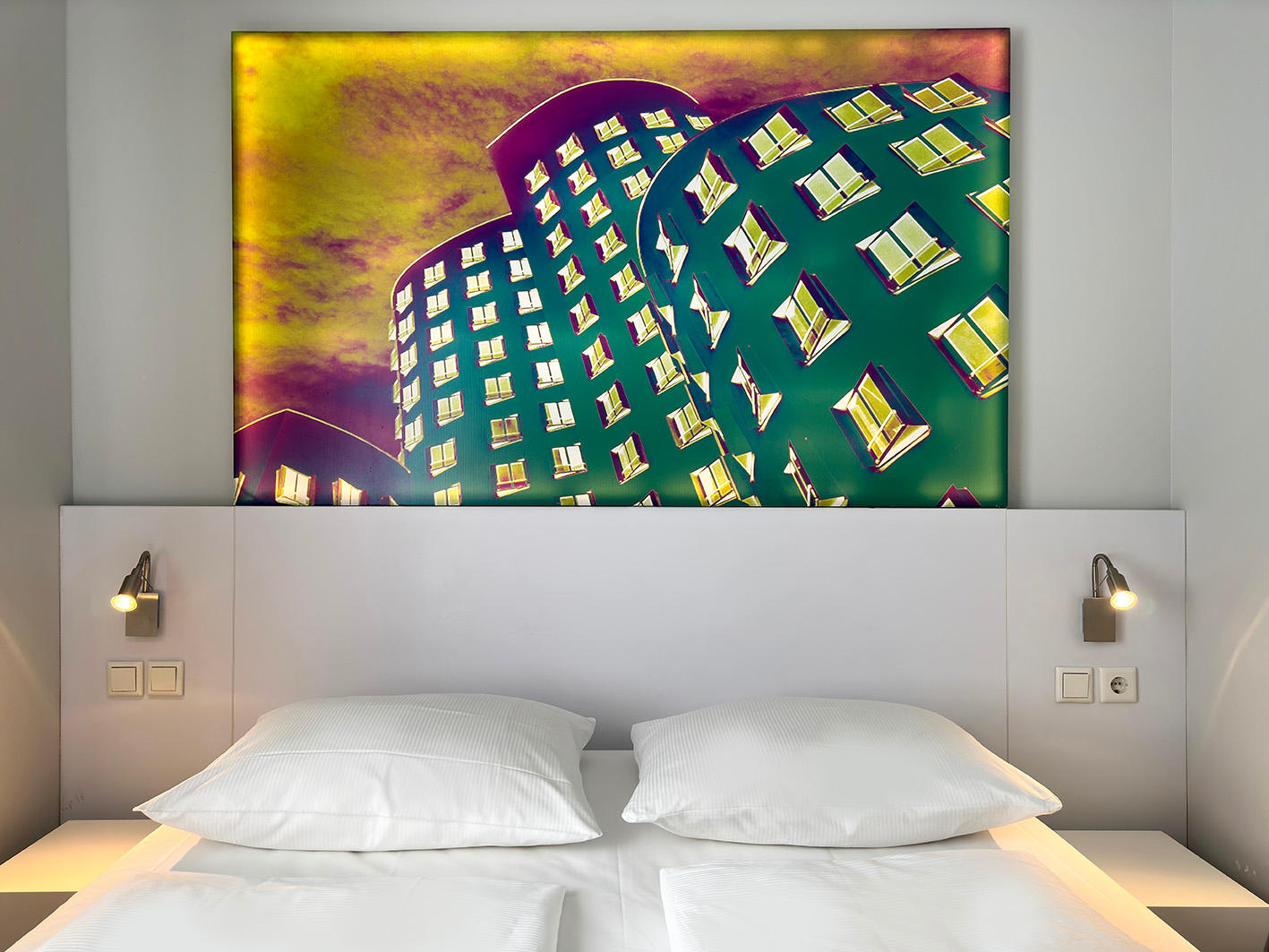 Фото Wyndham Garden Düsseldorf City Centre Königsallee