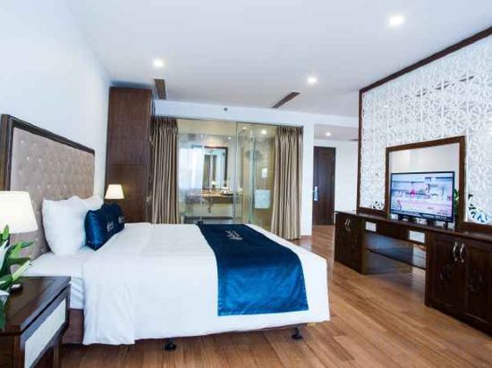 Фото Song Loc Luxury Hotel