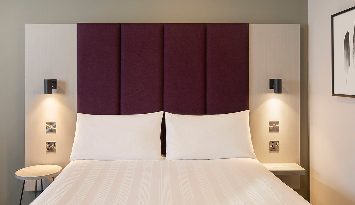 Фото Premier Inn London Hackney