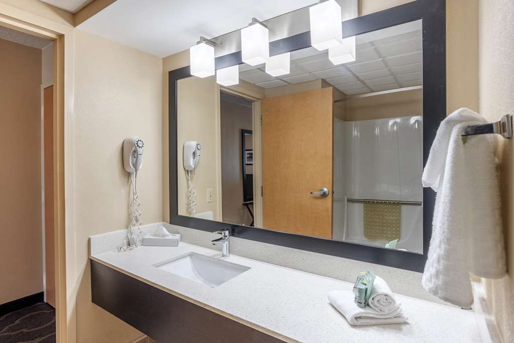 Фото Best Western Inn At Blakeslee-pocono