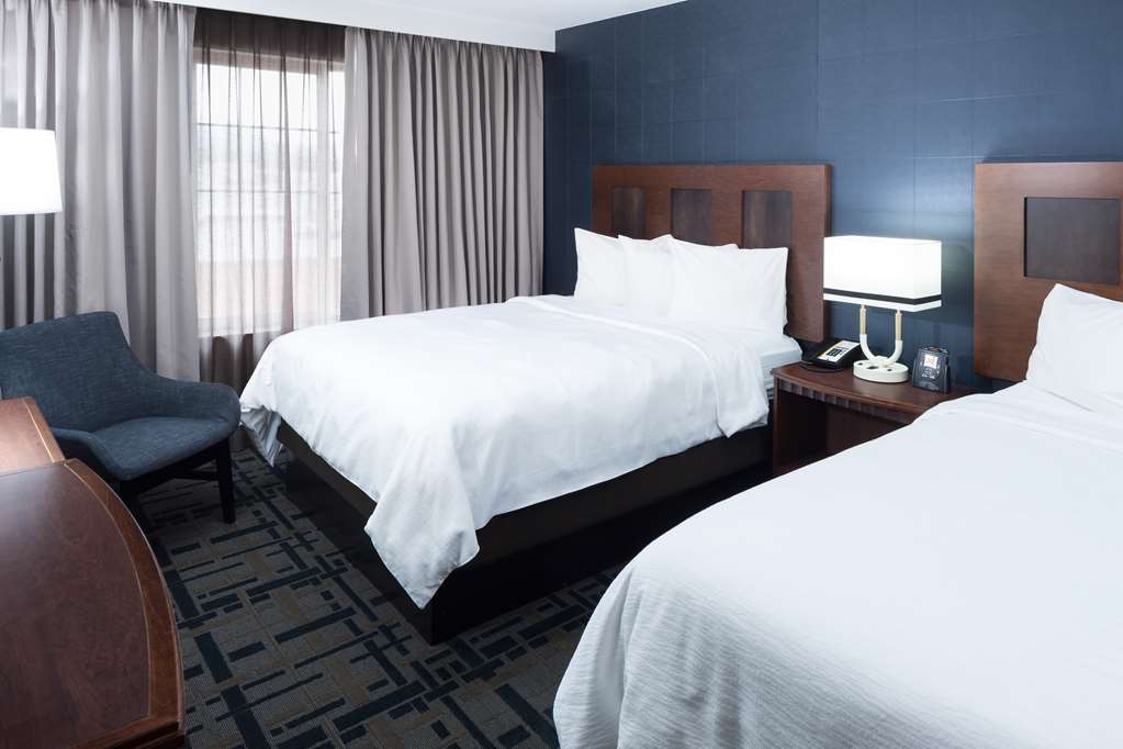 Фото Embassy Suites Anchorage