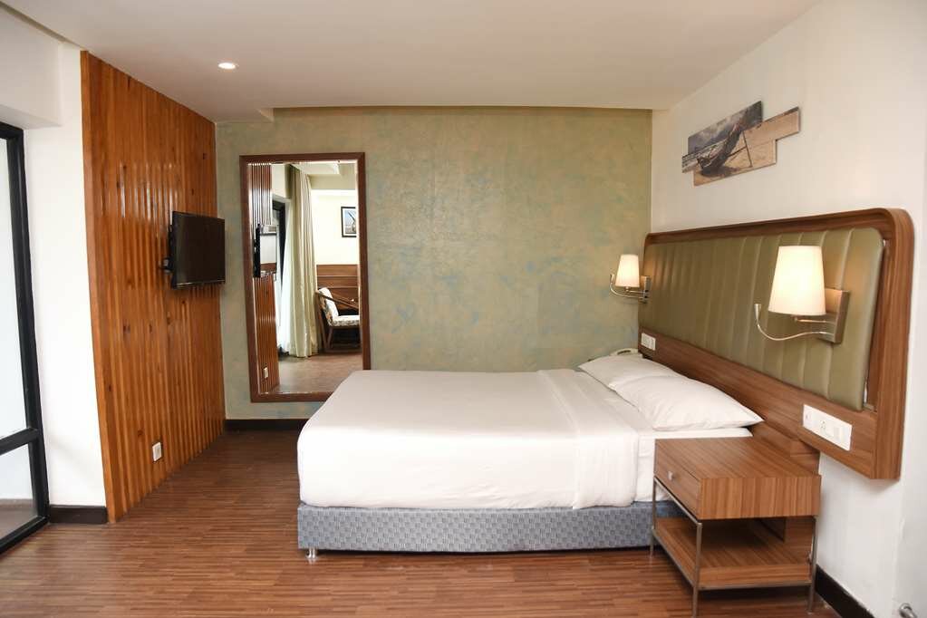 Фото Park Inn by Radisson Goa Candolim