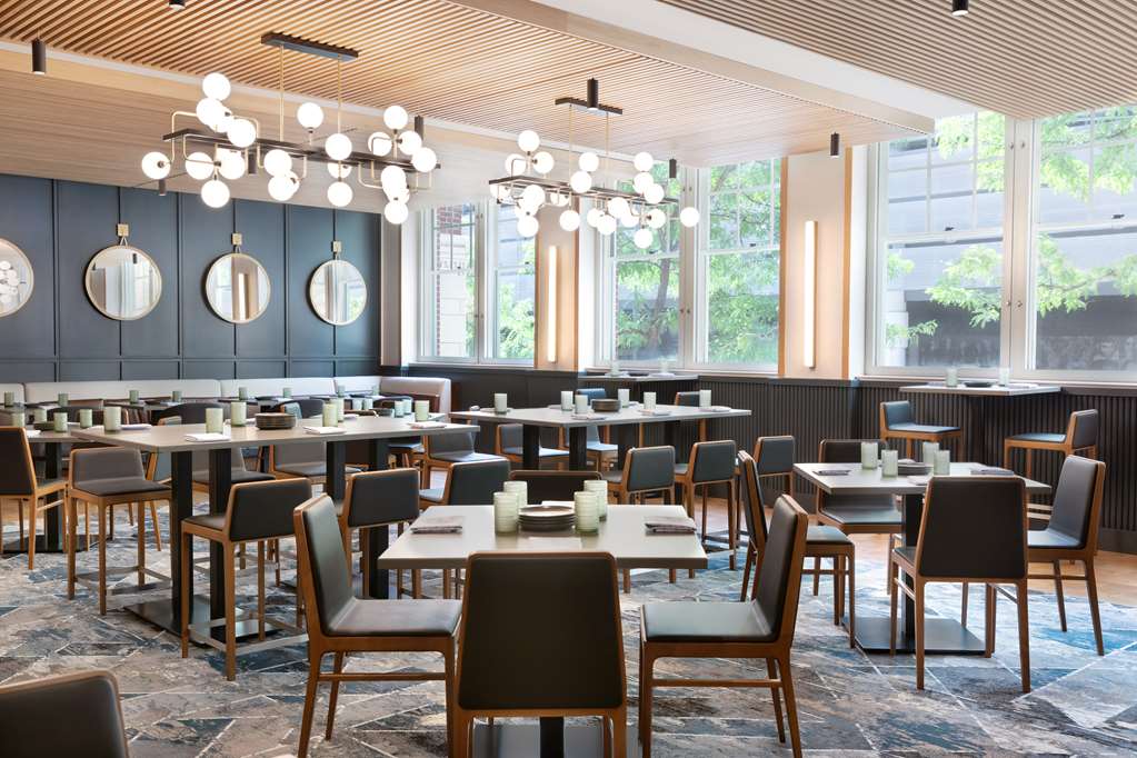 Фото The Slate Denver, Tapestry Collection by Hilton