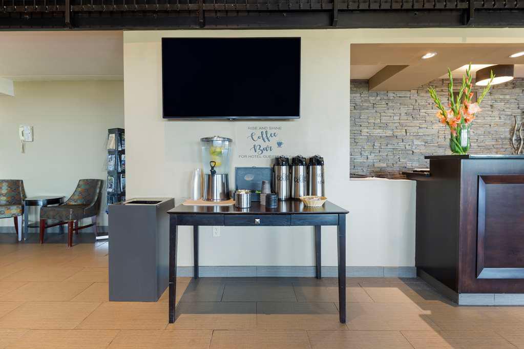 Фото Best Western Pembroke Inn & Conference Centre