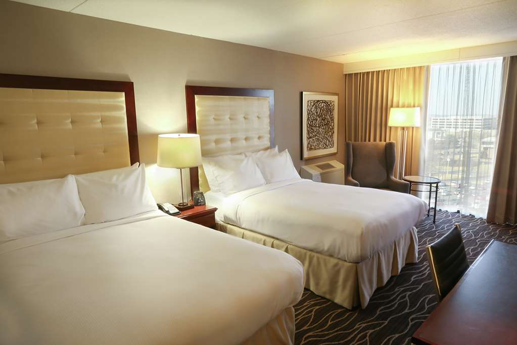 Фото Hilton Kansas City Airport