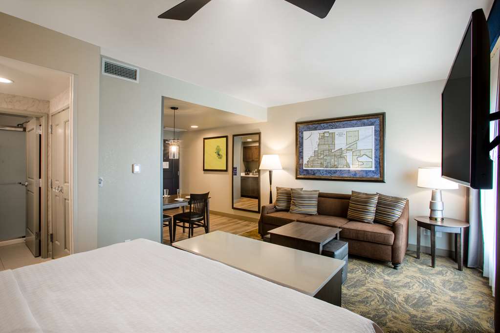 Фото Homewood Suites by Hilton Salina Downtown