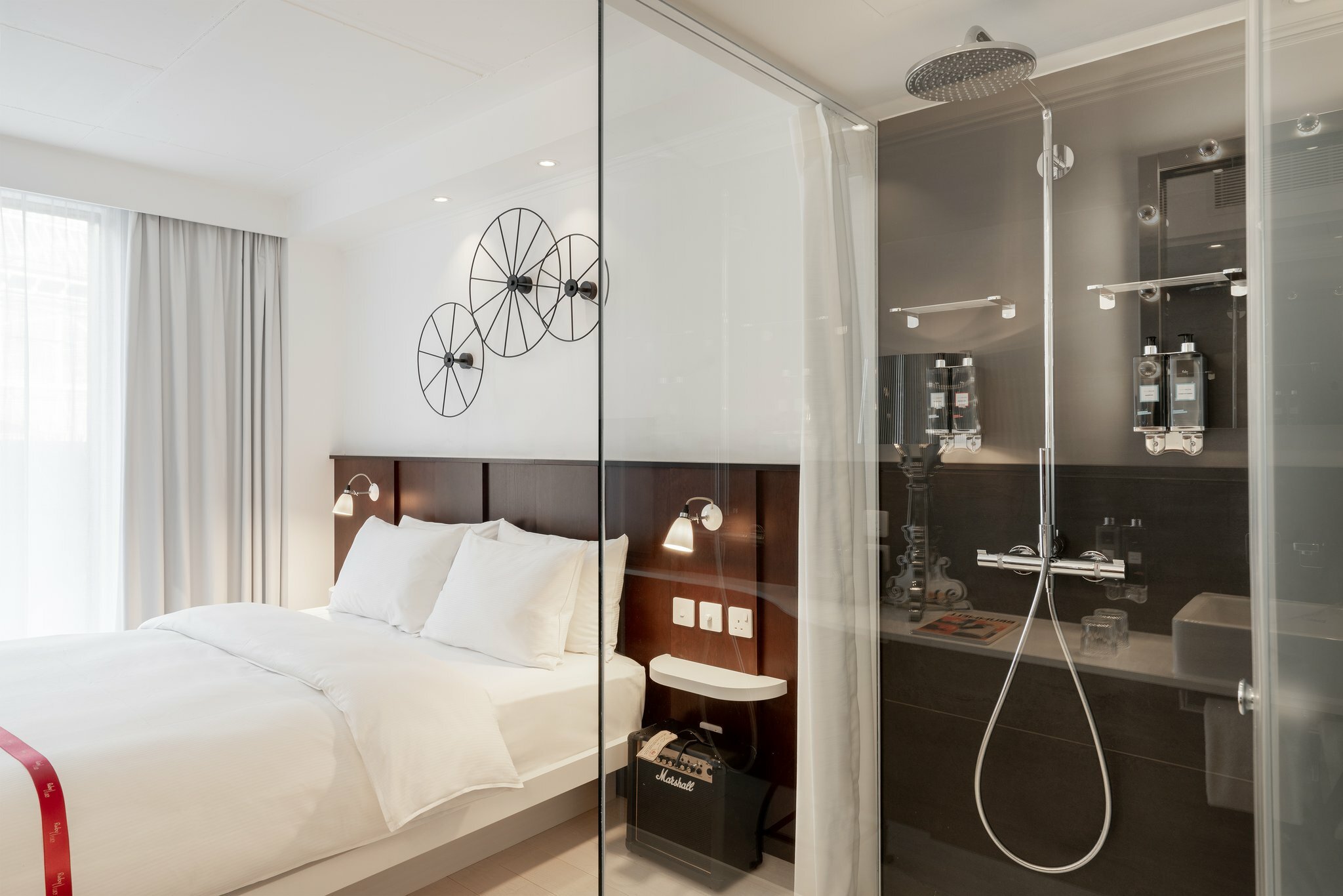 Фото Ruby Lucy Hotel London