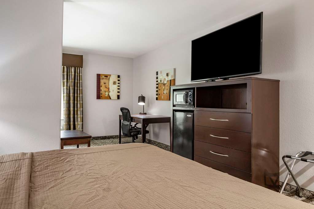Фото Best Western Oakdale Inn