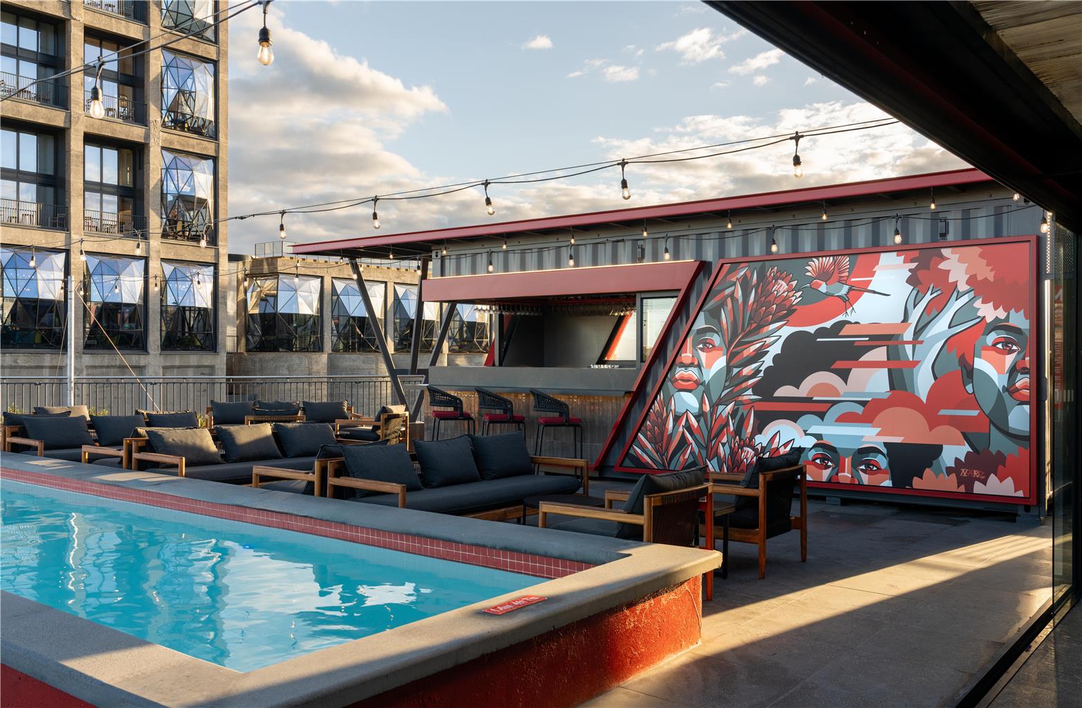 Фото Radisson Red Cape Town V&A Waterfront