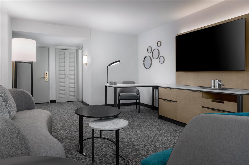 Фото Hilton Los Angeles Airport