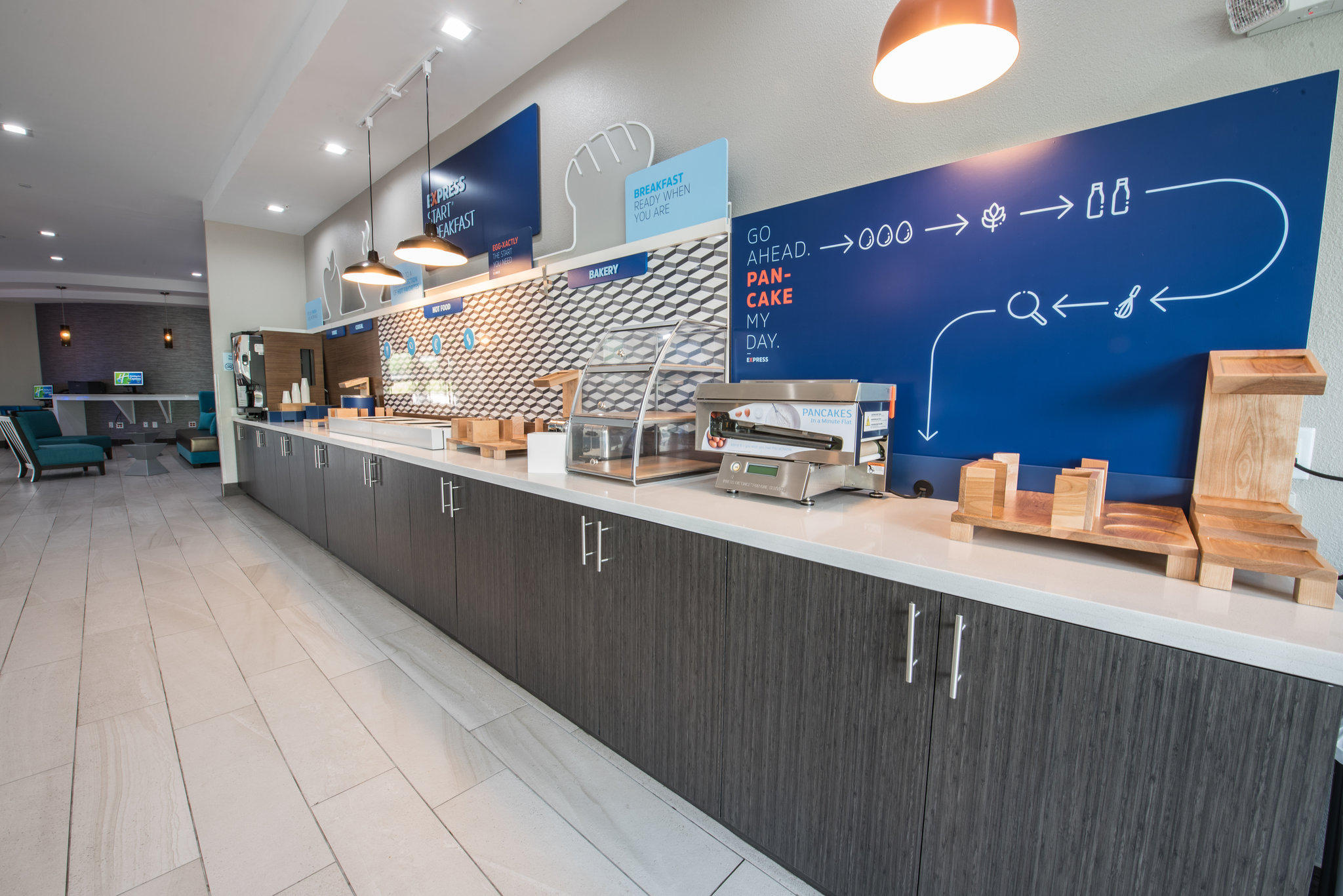 Фото Holiday Inn Express & Suites Houston - Hobby Airport Area, an Ihg Hotel