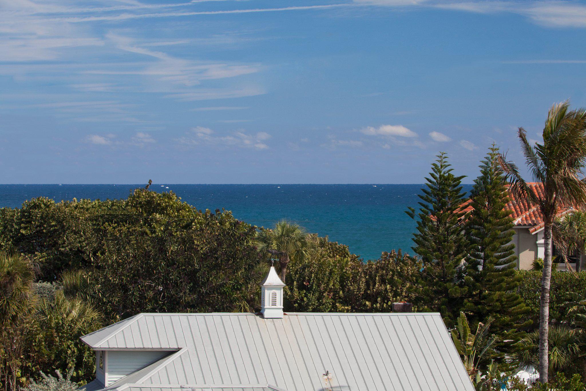 Фото Holiday Inn Express North Palm Beach-Oceanview, an Ihg Hotel