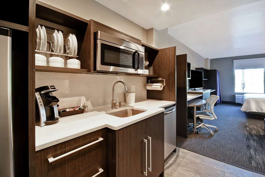Фото Home2 Suites by Hilton Los Angeles Montebello