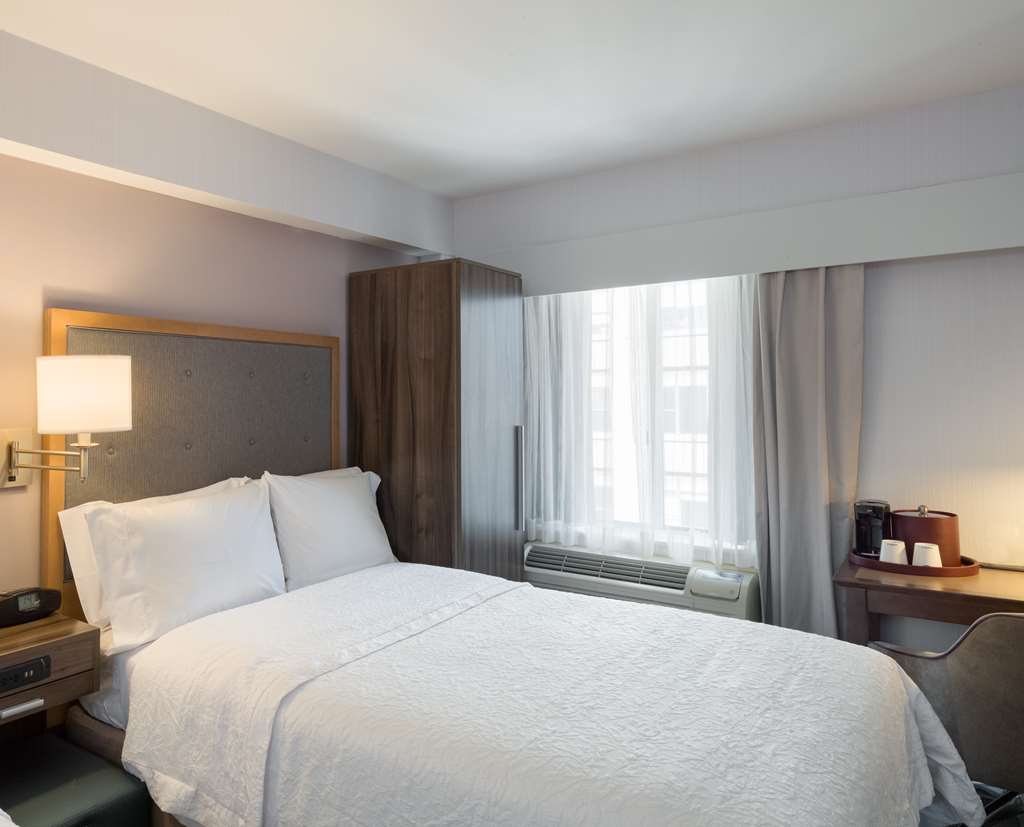 Фото Hampton Inn Madison Square Garden Area Hotel