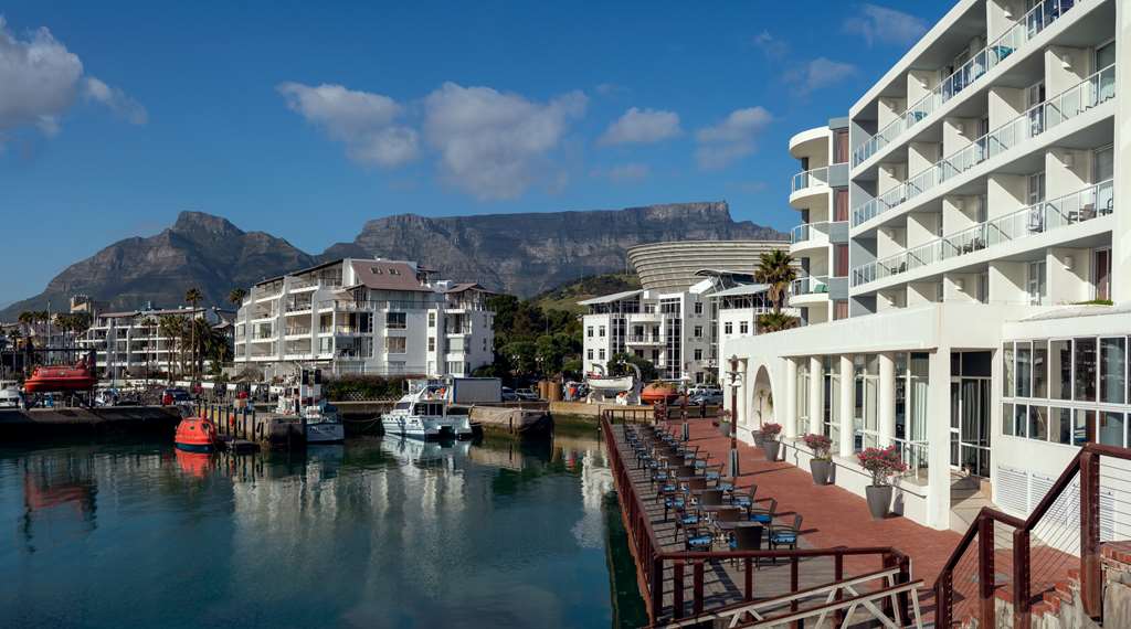 Фото Radisson Collection Hotel, Waterfront Cape Town