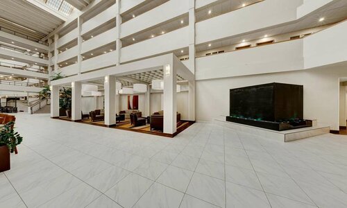 Гостиница Embassy Suites by Hilton Milwaukee Brookfield в Брукфилде