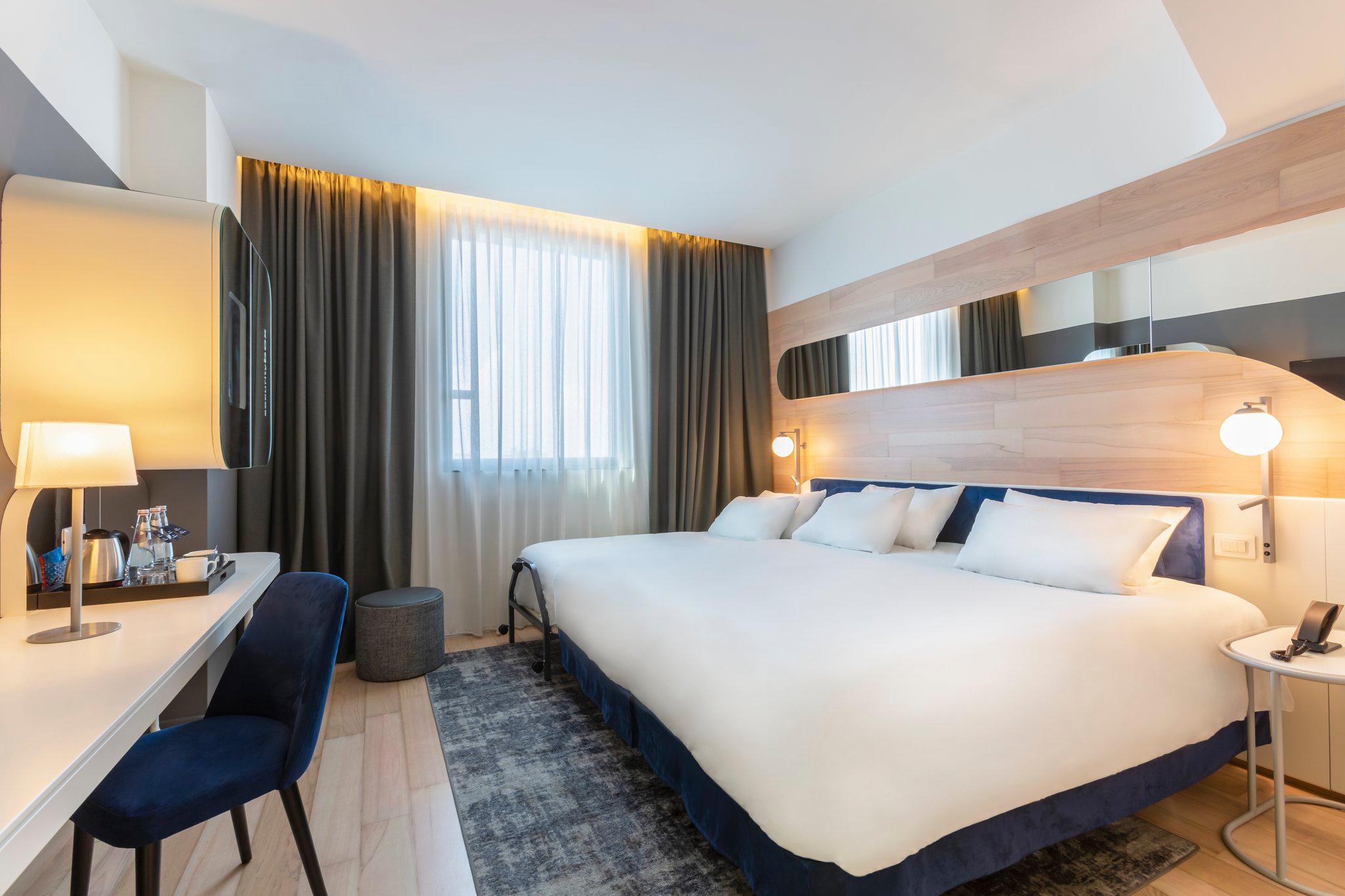 Фото Voco Milan - Fiere, an Ihg Hotel