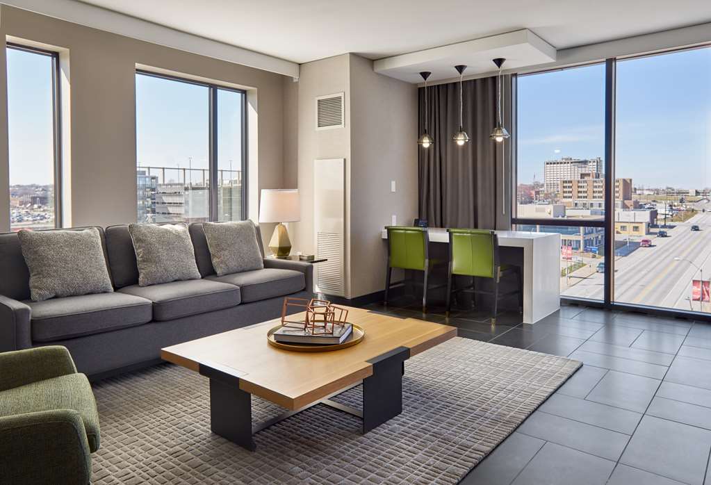 Фото Hilton Des Moines Downtown