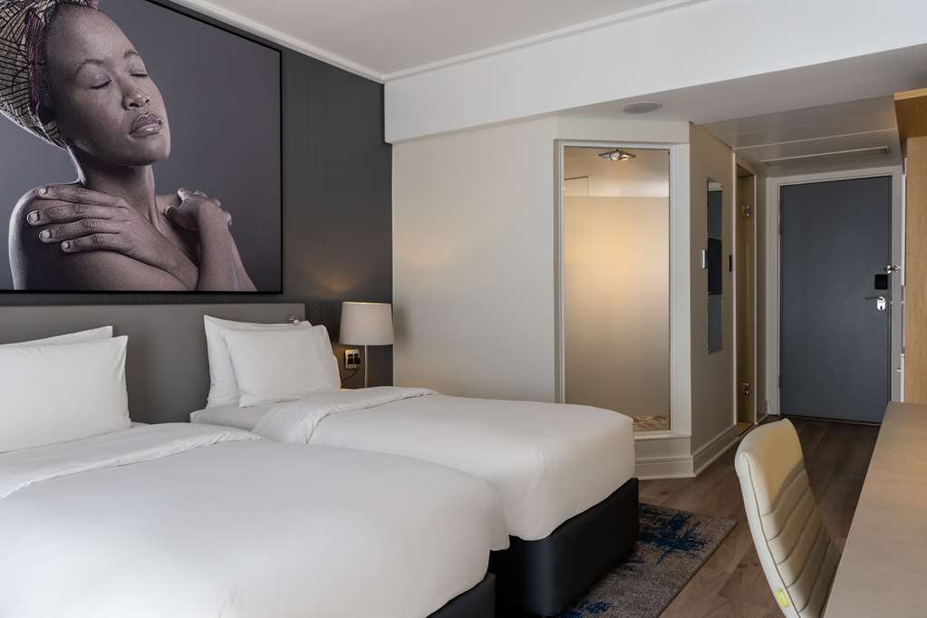 Фото Radisson Blu Gautrain Hotel, Sandton Johannesburg