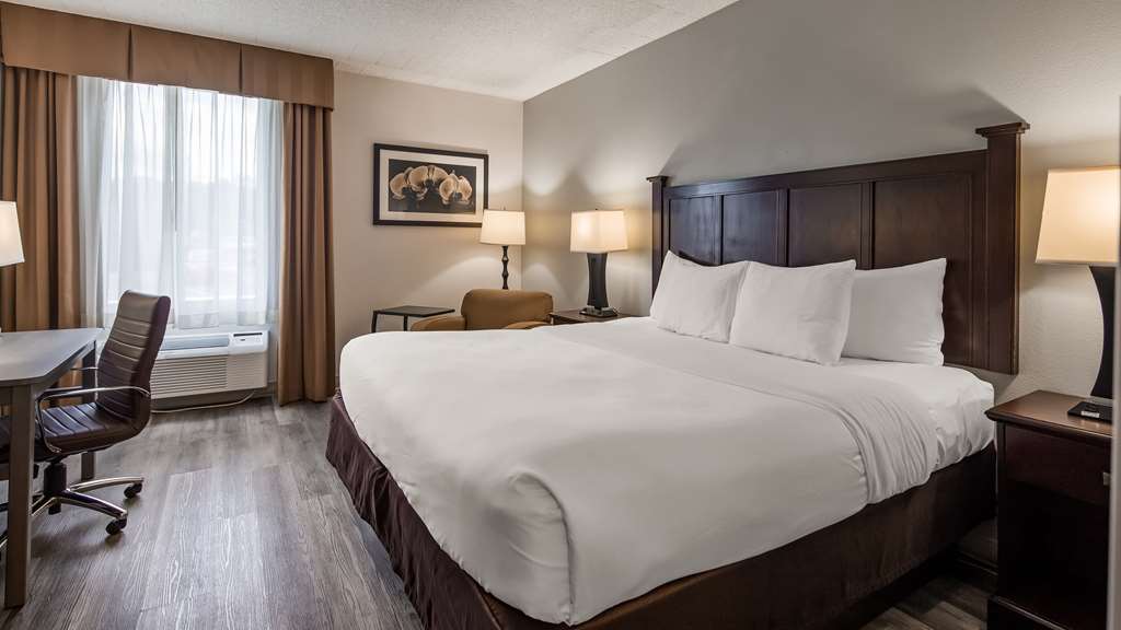 Фото Best Western Paramus Hotel & Suites